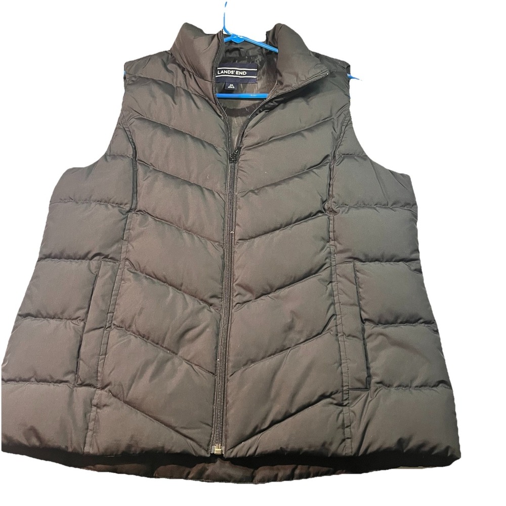 Lands‎ End Women's Puffer Vest Size Medium Black Down Blend Insulation EUC